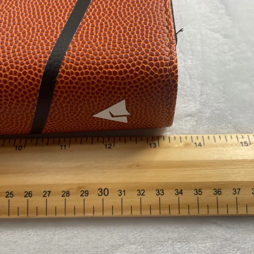 Basketball Trading 360‎ Card Binder Zippered 3-Ring Album 40 9-Pocket Pages